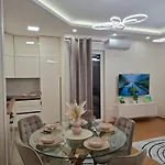 Reina 아파트